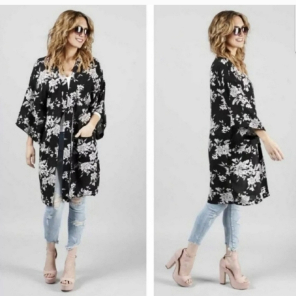 Spiritual Gangster Maya Kimono Floral Robe One Size Boho Black‎ Gray